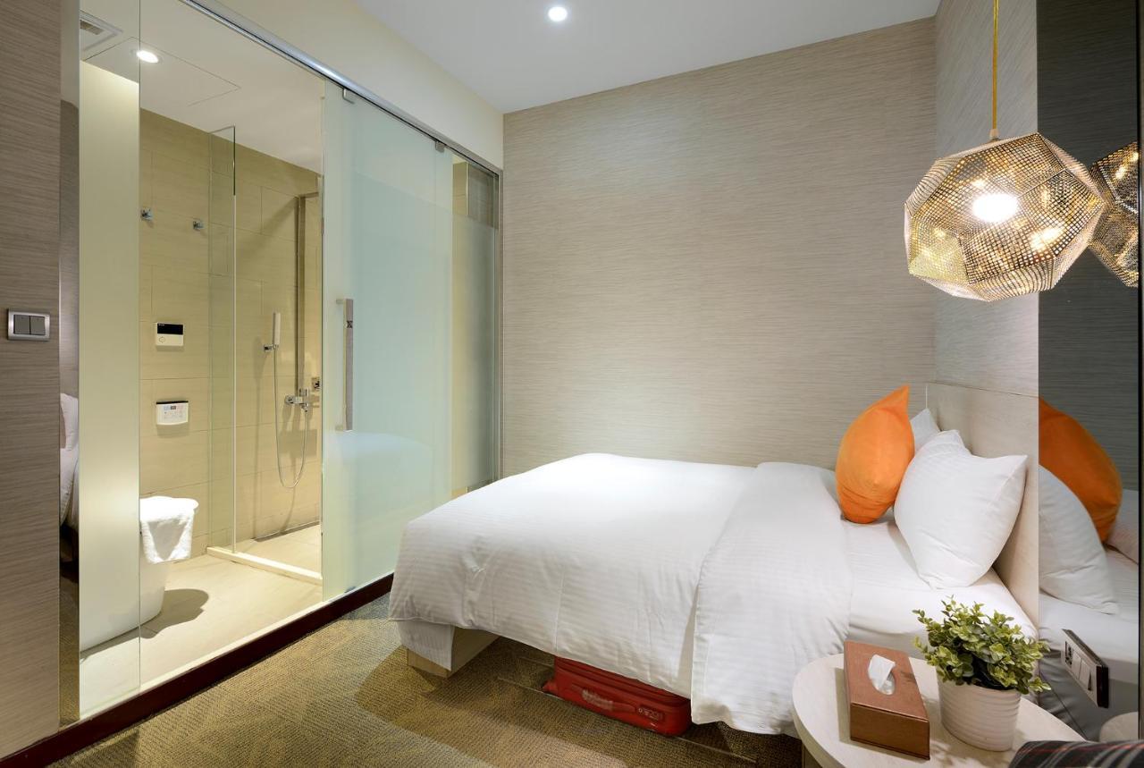Via Hotel Taipei Station Bagian luar foto